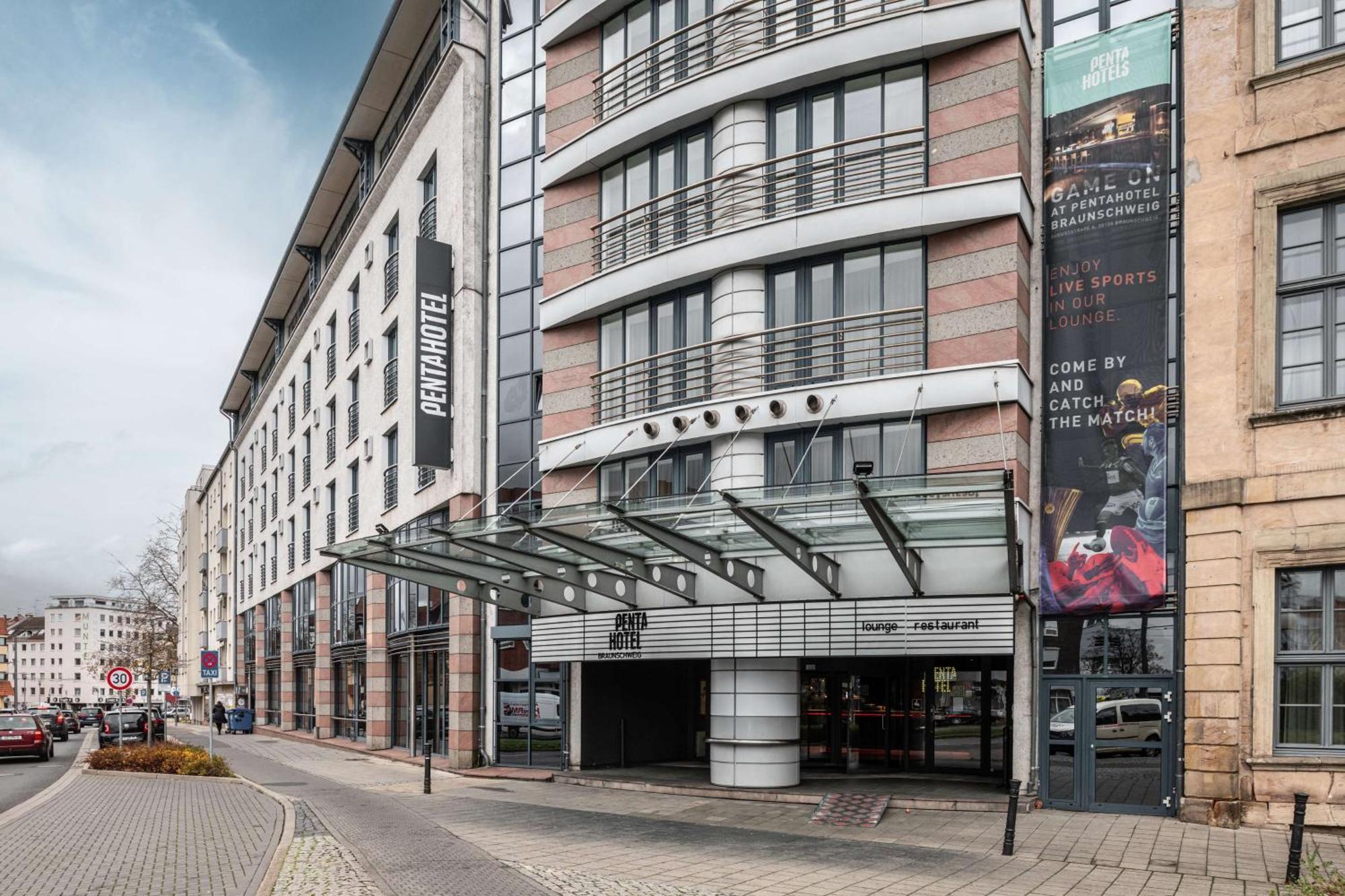 Pentahotel 4*