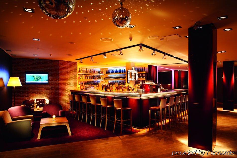 Pentahotel Hotel 4*